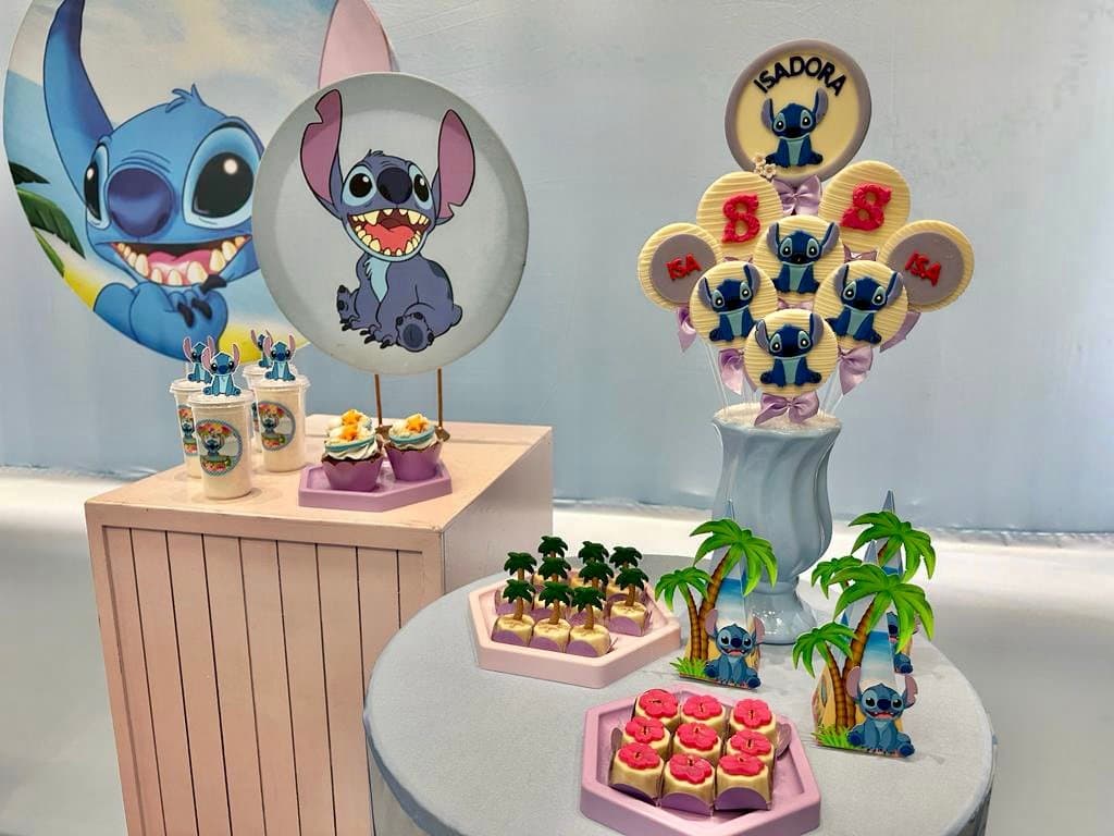 Referência de docinhos Lilo & Stitch